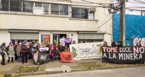 Organizaciones de Penco presentan recursos contra aprobación ambiental de proyecto de tierras raras de Aclara