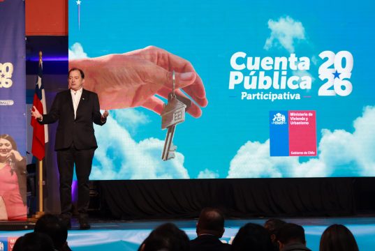 Ministro de Vivienda enfatiza que reconstrucción del Biobío “va a terminar en este gobierno”