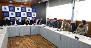 Gobernador convoca a alcaldes, gremios y academia para fijar hoja de ruta por Corredores de Transporte Público
