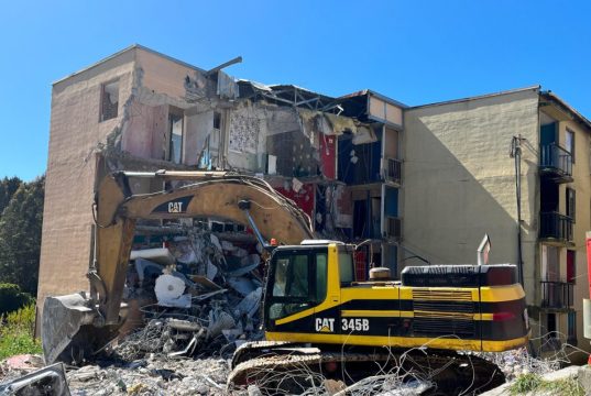 Anuncian demolición de dos lotes de Mirador del Pacífico de Talcahuano por graves fallas estructurales