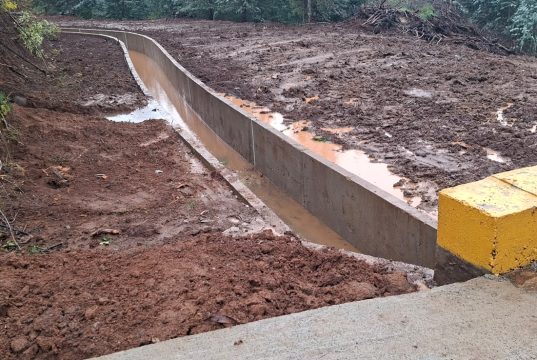 Mejoran Canal Mastigane para fortalecer el riego de más de mil hectáreas en Mulchén