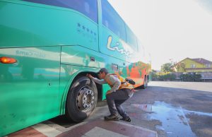Fiscalizan buses interurbanos en terminal de buses y detectan infracciones laborales