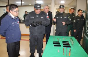 Allanamiento nocturno en complejo penitenciario Biobío deja celulares y armas artesanales incautadas