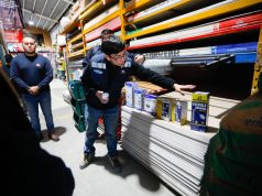 Continúan las postulaciones a Tarjeta Banco de Materiales para jefas de hogar