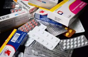 Cámara aprueba proyecto que busca compensar compra de pañales y medicamentos
