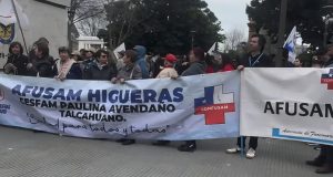 Cientos de funcionarios marchan en Concepción durante paro nacional de la Confusam