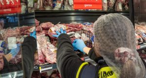 Decomisan más de 4 toneladas de productos en fiscalizaciones por fiestas patrias