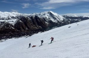 Rescatan con vida a persona tras caída de casi 500 metros en el volcán Antuco