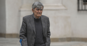 A los 71 años falleció Camilo Escalona, histórico dirigente del Partido Socialista