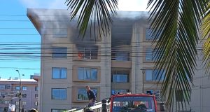 Incendio en edificio del centro de Concepción deja dos personas fallecidas y cuatro lesionadas