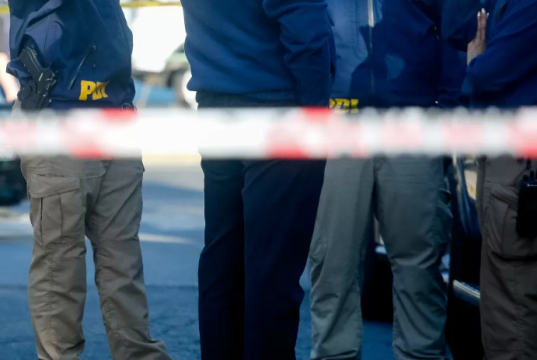 Hombre de 27 años muere tras ser baleado frente a su domicilio en Concepción