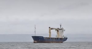 Hallan cadáver en Talcahuano durante búsqueda de tripulante ecuatoriano desaparecido en la bahía