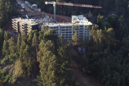 Corte ordena a inmobiliaria ejecutar obras de contención tras deslizamientos de barro en Chiguayante
