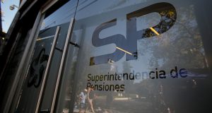 Superintendencia inicia procesos sancionatorios contra las siete AFP por pérdidas en fondos D y E