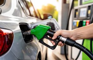 Precio de las bencinas vuelve a registrar fuerte alza y el diésel sube $91,5 por litro