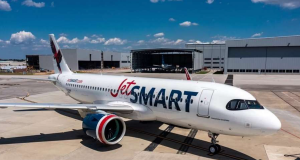 SERNAC cita a declarar a JetSMART tras cancelación de rutas y reclamos de pasajeros